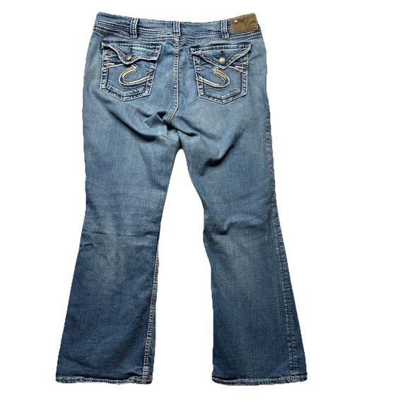 Silver Jeans Women's Suki Surplus Sz W16/L30 Boot Cut Blue Denim Flap Pocket - Picture 4 of 5